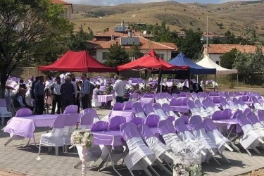 Masa Sandalye Giydirme